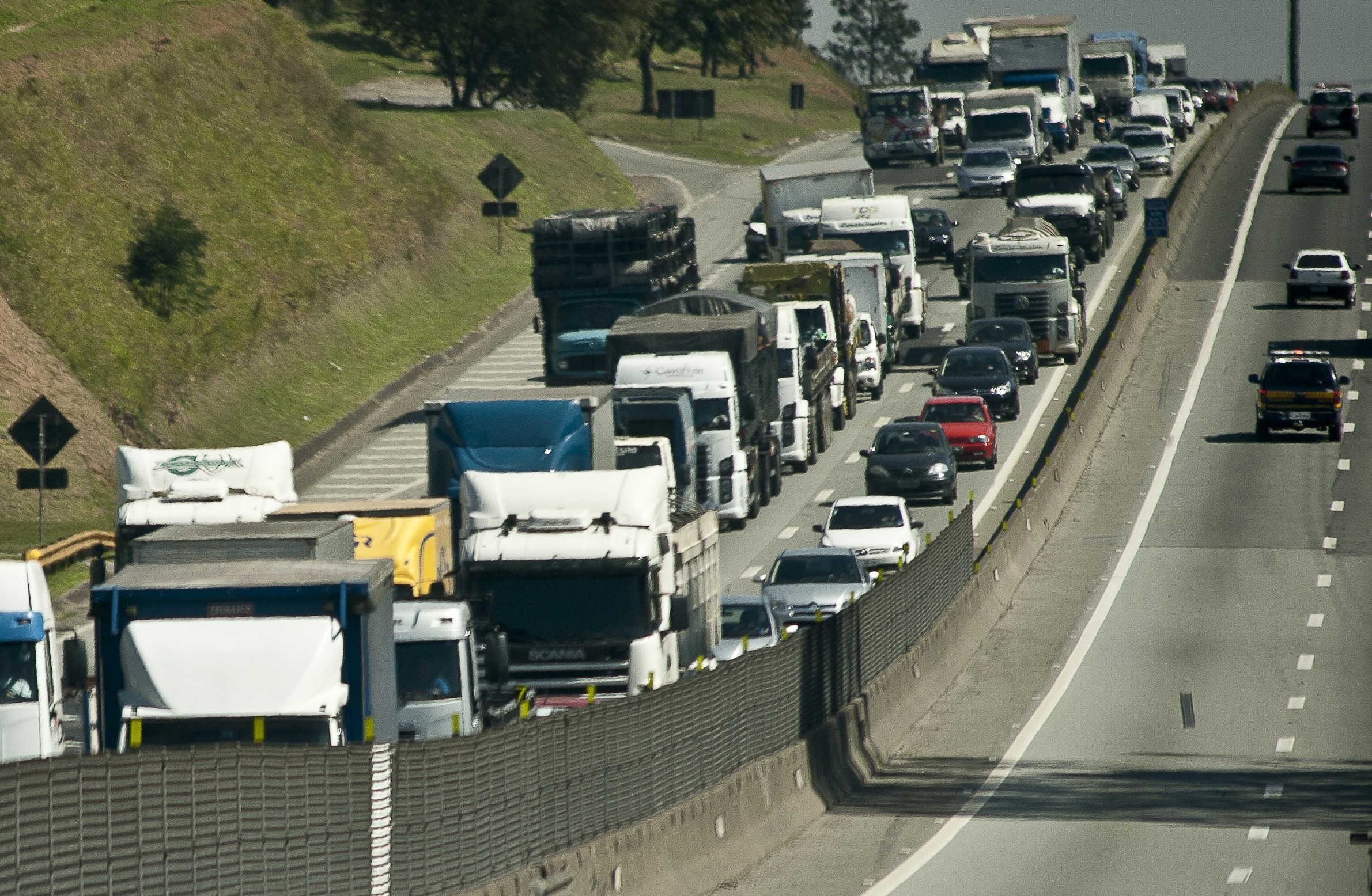 Projeto da ANTT define regras para licitação e parâmetros para fiscalizar transporte terrestre