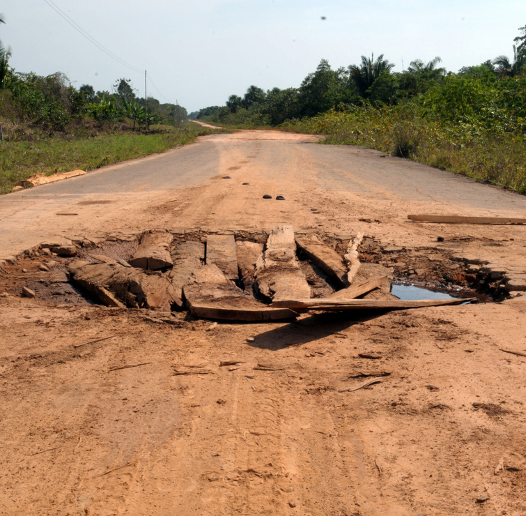 BR-319 voltará a ser uma estrada pavimentada