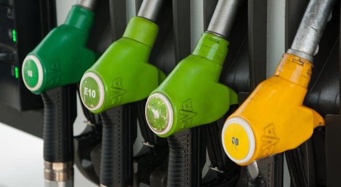 Reajuste nas refinarias eleva preços da gasolina e do etanol em todas as regiões do País na primeira quinzena de julho