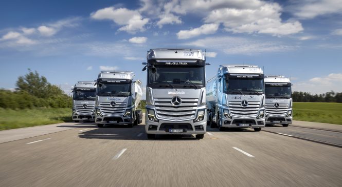 Daimler Truck inicia testes em clientes com caminhões Mercedes-Benz movidos a célula de combustível à base de hidrogênio