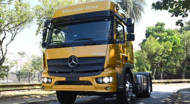 Mercedes-Benz lança novos modelos on-road e off-road dos caminhões extrapesados Atego