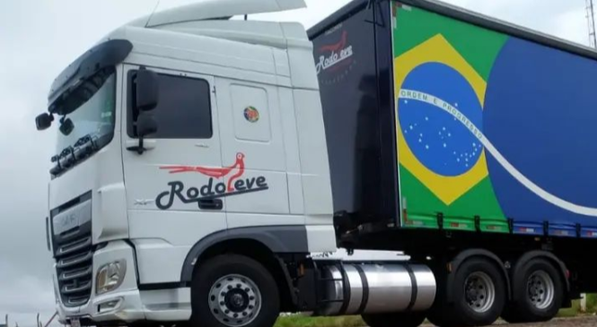 Rodoleve Transportes abre vaga para motorista carreteiro