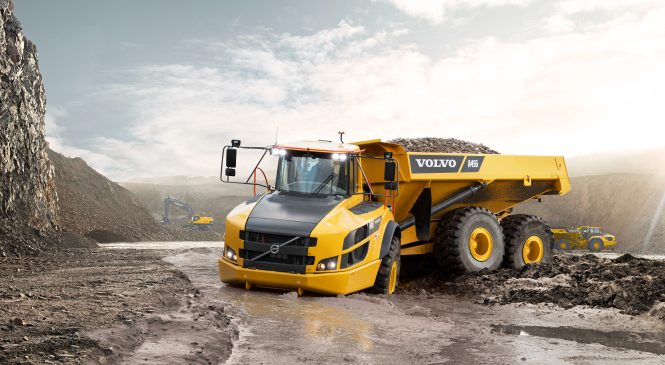 Volvo CE nacionaliza o caminhão articulado A45G, com produção em Pederneiras