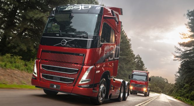 Volvo FH completa 30 anos de Brasil como o caminhão mais vendido do País