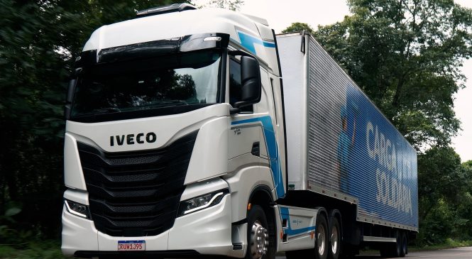 IVECO promove ação no Rio Grande do Sul com o projeto Carga Solidária