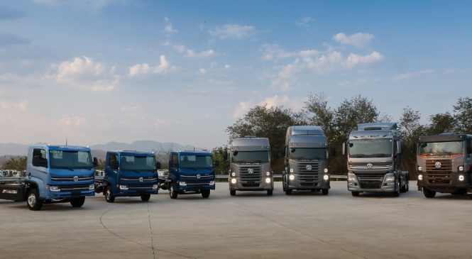 Volkswagen Caminhões e Ônibus cresce acima da indústria e lidera vendas no transporte de cargas